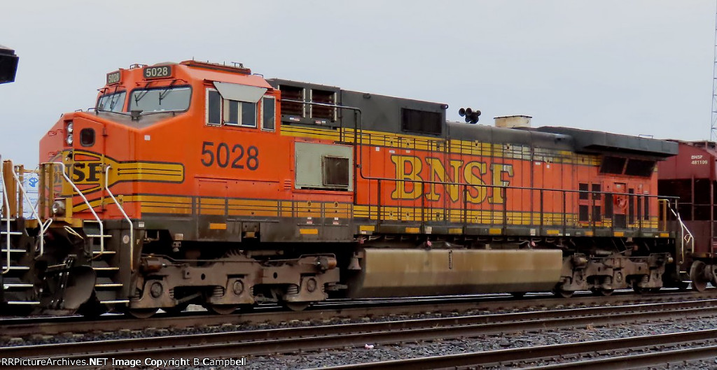 BNSF 5028